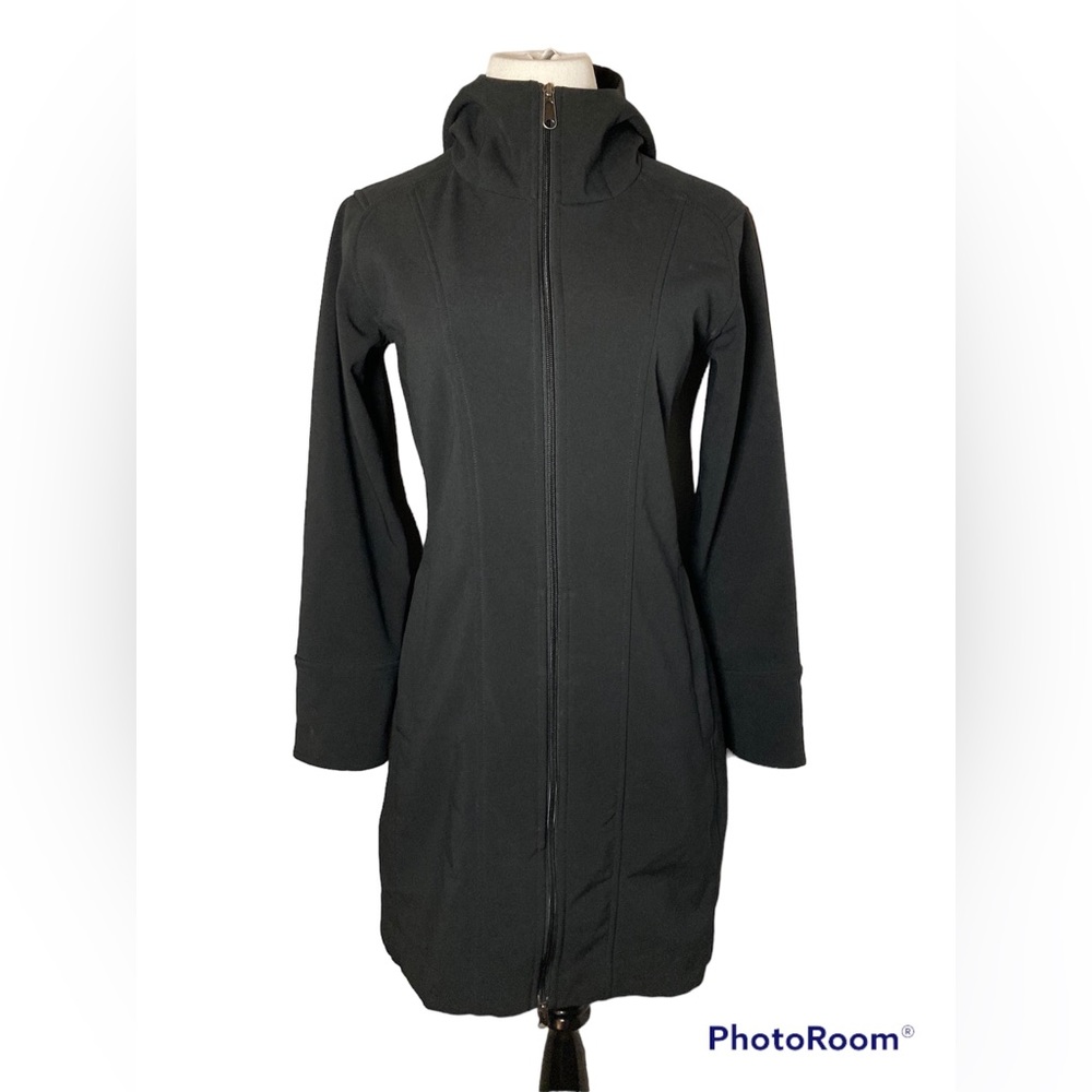 MEC Slim Fit Women’s Coat-Size Medium